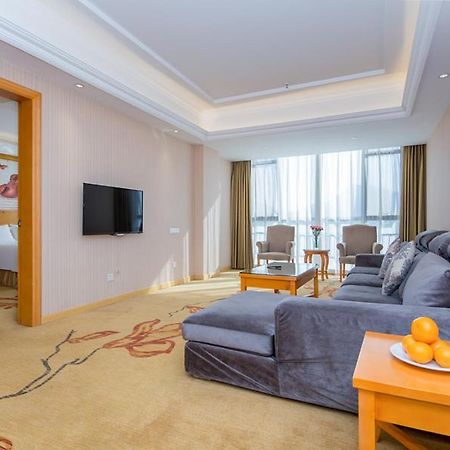 Vienna Hotel Hubei Xiangyang Tanxi Road Bagian luar foto